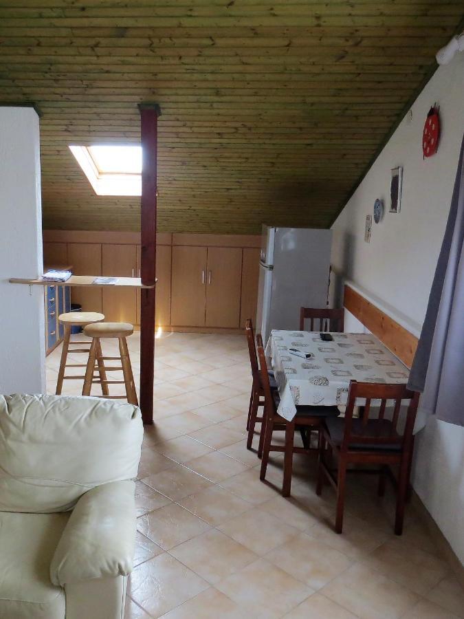 Ferienwohnung House Elan Kornić Exterior foto
